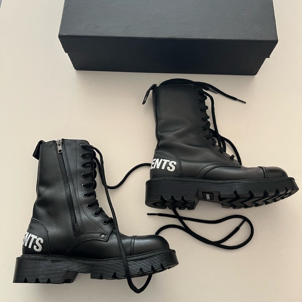Vetements Spellout Logo Combat Boots